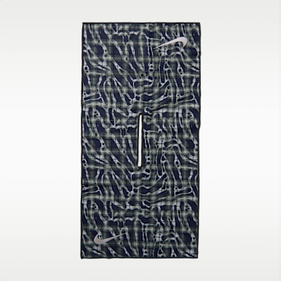 Nike Caddy Golf Towel. Nike.com